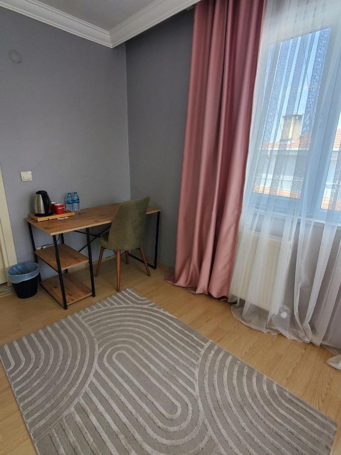 5 Mins To Airport Private Villa Room Istanbul Eksteriør bilde