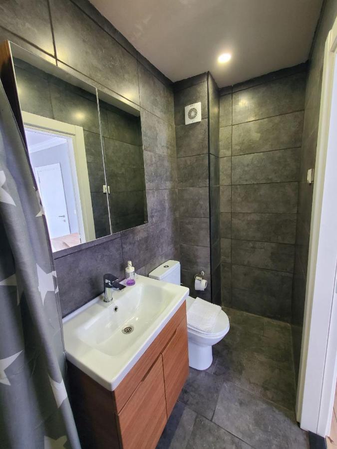 5 Mins To Airport Private Villa Room Istanbul Eksteriør bilde